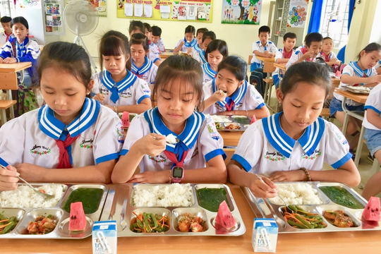 TP.HCM siết chặt an toàn thực phẩm trong trường học