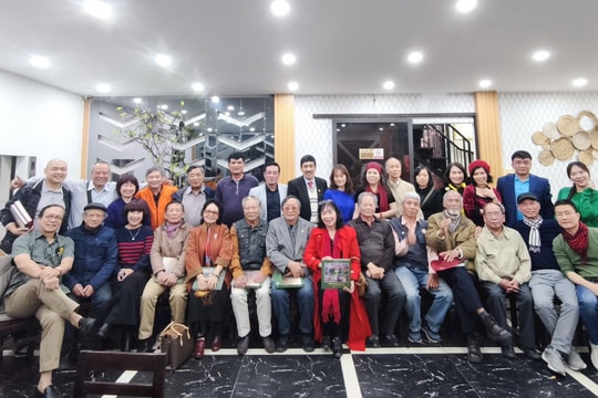 Ra mắt Chi hội Nghệ sĩ Nhiếp ảnh Việt Nam Hà Nội 1 sau hợp nhất