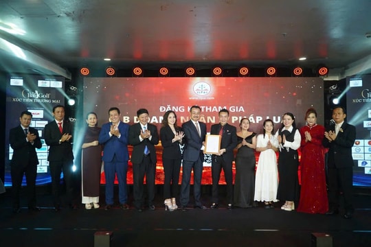 “Phượng hoàng đem ngọc về đất lành”: Khi nghệ thuật trở thành nhịp cầu yêu thương