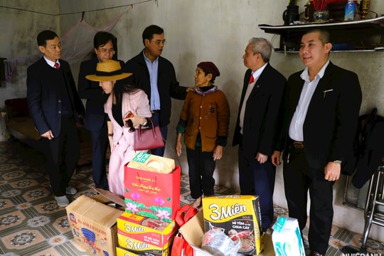 Xã Hải Lộc (Nghệ An)
Quán triệt chuyên đề “Những nội dung mới mang tính đột phá tại Đại Hội Đảng toàn quốc lần thứ XIV của Đảng” và tổ chức Chương trình “Nghĩa tình dòng Lam – Xuân Bính Ngọ 2026"