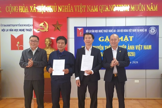 NGHỆ AN
Gặp mặt kỷ niệm 73 năm Ngày Truyền thống 
Nhiếp ảnh Việt Nam (15/3/1953 – 15/3/2026)
