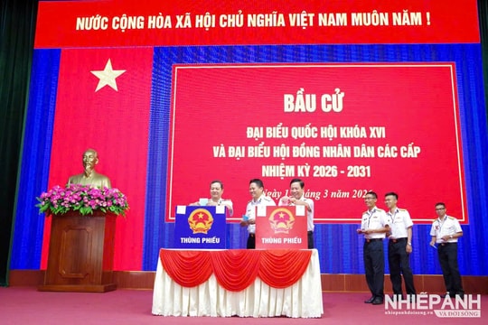 Khí thế ngày hội non sông tại các đơn vị Vùng 2 Hải quân
