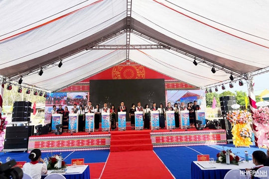 Quảng Ngãi: Đồng loạt khởi công, động thổ xây dựng 5 Trường Phổ thông nội trú liên cấp Tiểu học - Trung học cơ sở tại các xã biên giới