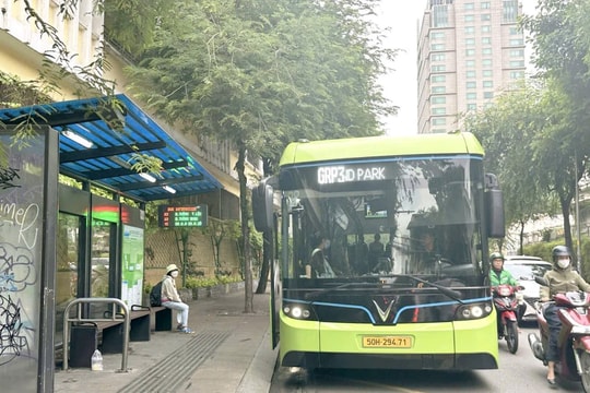 Giao thông Xanh TP HCM: Khi trạm dừng nghỉ không chỉ là nơi đợi xe