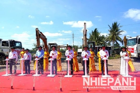 Cà Mau cất nóc bệnh viện hơn 3.300 tỷ đồng và khởi công cầu Nguyễn Đình Chiểu