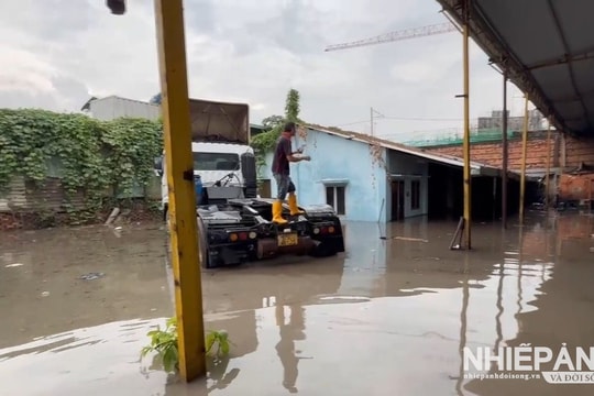 Mùa mưa đến, nỗi lo ngập nước của người dân ở phường Long Bình (TP Hồ Chí Minh)