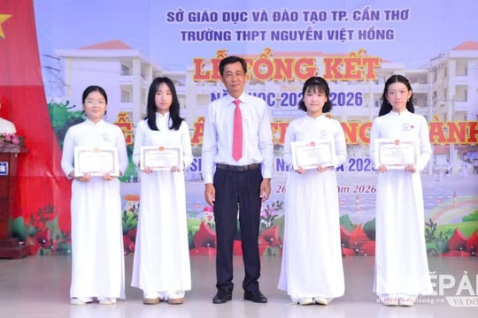 Trường THPT Nguyễn Việt Hồng: Tổng kết năm học 2025 – 2026