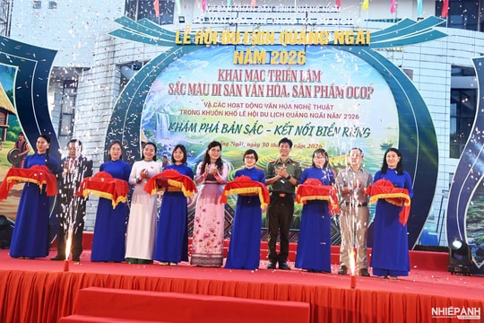 Quảng Ngãi: Khai mạc triển lãm “Sắc màu di sản văn hóa, sản phẩm OCOP và các hoạt động văn hóa nghệ thuật”