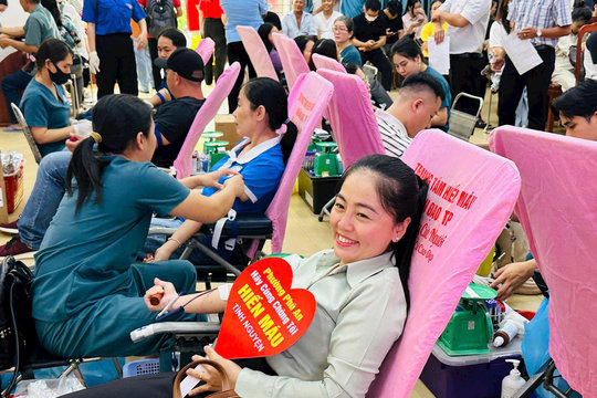 Phường Phú An, TP. Hồ Chí Minh: Đông đảo người dân tham gia hiến máu tình nguyện 