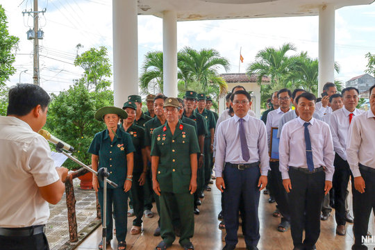 Bác Hồ trong lòng người dân Đất Mũi Cà Mau