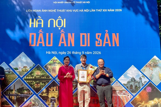 “Hà Nội - Dấu ấn di sản” qua nhiếp ảnh nghệ thuật