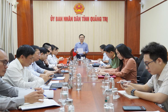 Quảng Trị đẩy mạnh chuyển đổi số: Thí điểm hỗ trợ chuyển đổi số cấp xã, tăng tốc số hóa tài liệu và phát triển du lịch thông minh