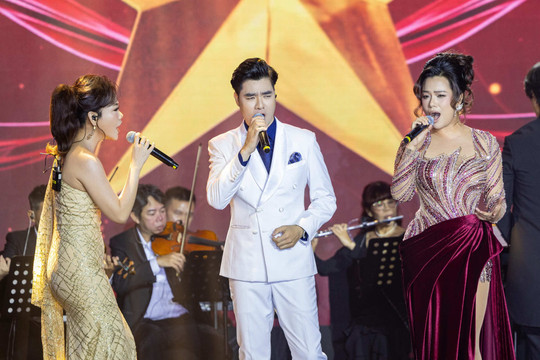 NSND Tạ Minh Tâm, Trần Mạnh Tuấn và Phương Vy góp mặt trong đêm hòa nhạc đặc biệt