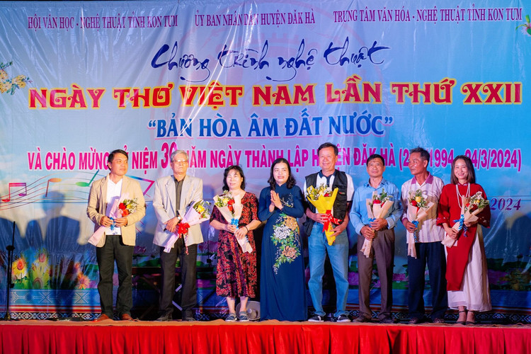 Chương trình nghệ thuật Đêm thơ Nguyên tiêu tại Kon Tum