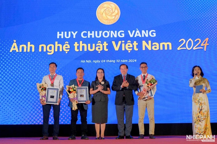 Khai mạc Triển lãm và trao giải Cuộc thi Ảnh nghệ thuật Việt Nam năm 2024