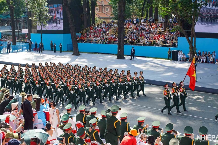[Ảnh] Tổng duyệt lễ diễu binh, diễu hành kỷ niệm 50 năm thống nhất đất nước