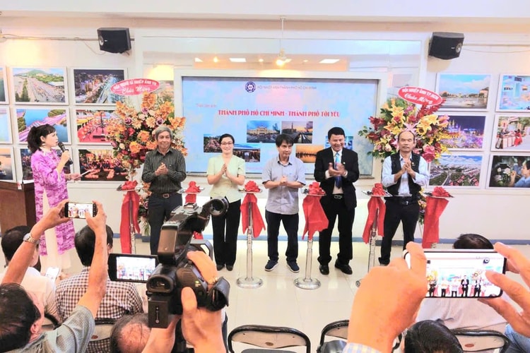 Nhiếp ảnh và khát vọng đô thị: Dấu ấn từ triển lãm Thành phố Hồ Chí Minh – Thành phố tôi yêu