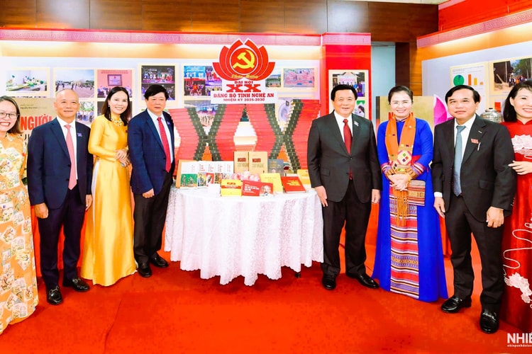 “Người Xứ Nghệ” - Một cuốn sách giàu bản sắc và cốt cách Xứ Nghệ
