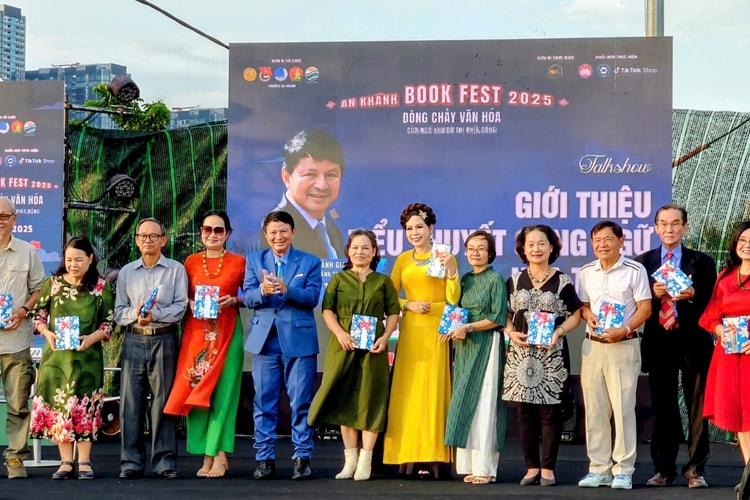 “Hoa Tuyết” – Bản giao hưởng nhân văn giữa hai dân tộc và thế hệ