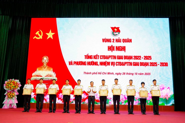 Vùng 2 Hải quân tổng kết công tác đoàn và phong trào thanh niên giai đoạn 2022 - 2025
