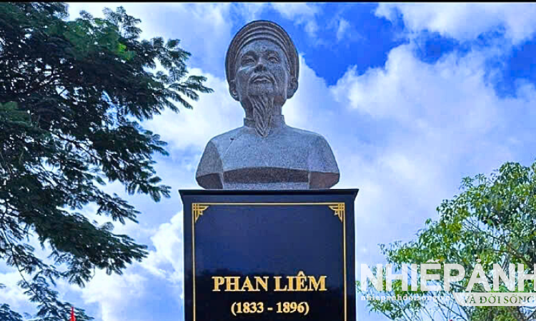 Vĩnh Long: Tổ chức Lễ khánh thành tượng cụ Phan Liêm