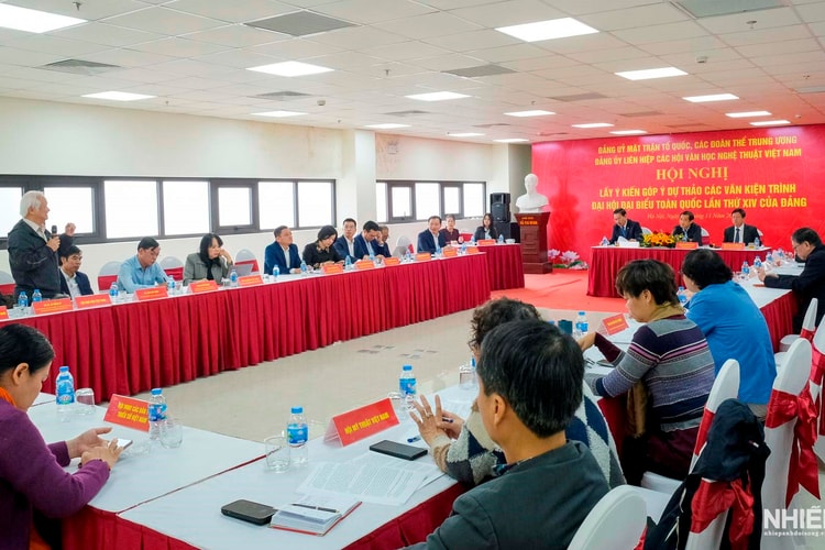 Văn hóa – con người: điểm nhấn trong góp ý Văn kiện Đại hội XIV của Đảng