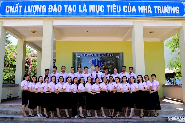 TRƯỜNG TRUNG CẤP KINH TẾ - KỸ THUẬT HỒNG LAM
              Điểm sáng trong đào tạo nghề trên mảnh đất xứ Nghệ
