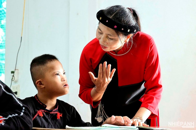 Mẹ hiền của trẻ khuyết tật nơi non cao Bảo Ái