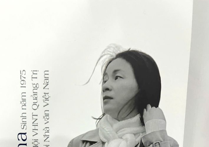 “BỂ NGƯỜI THĂM THẲM” – NGUYỄN THỊ LÊ NA