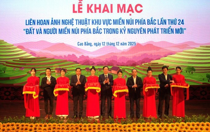 Khai mạc Triển lãm và trao giải Liên hoan Ảnh nghệ thuật khu vực Miền núi phía Bắc lần thứ 24 năm 2025