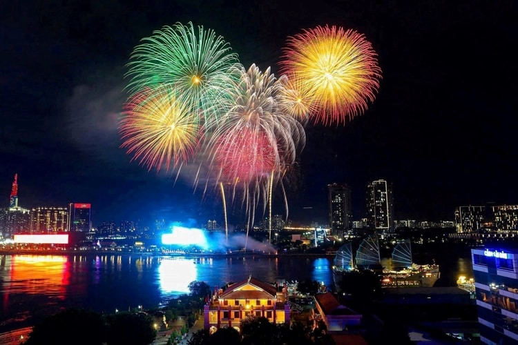 Tết Dương lịch 2026, TP.HCM bắn pháo hoa những điểm nào?
