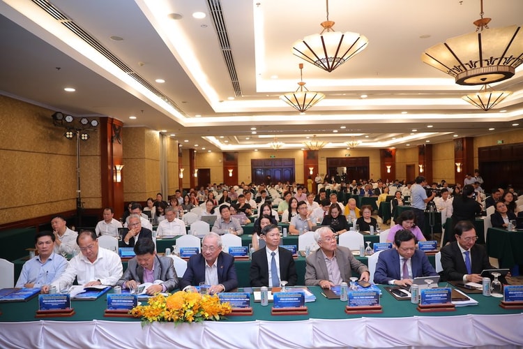 Nâng cao năng lực cạnh tranh của doanh nghiệp Việt Nam trong kỷ nguyên mới