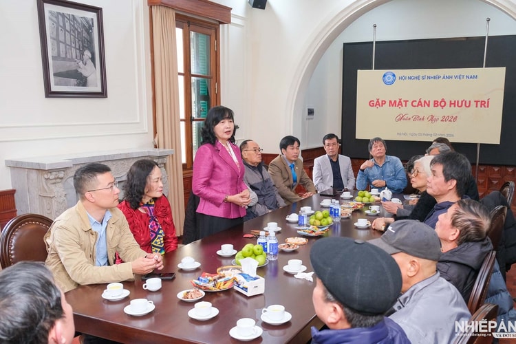 Gặp mặt, chúc Tết cán bộ hưu trí Cơ quan Văn phòng Hội Nghệ sĩ Nhiếp ảnh Việt Nam nhân dịp Xuân Bính Ngọ 2026