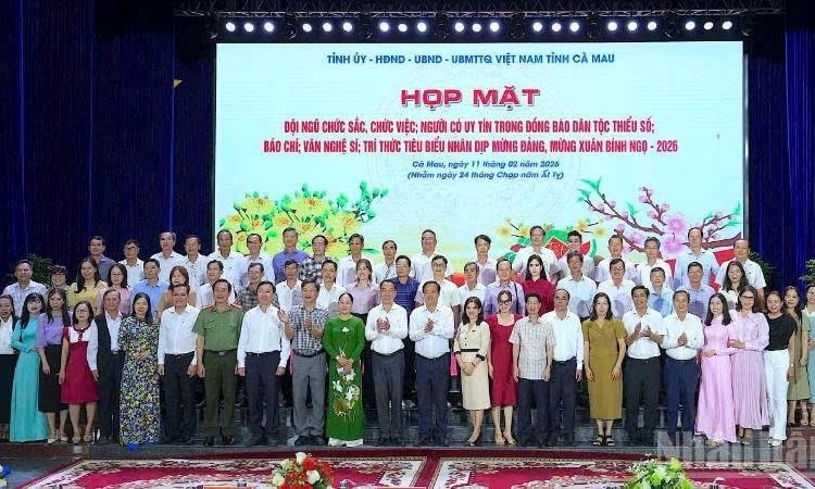 Cà Mau: "Báo chí, văn nghệ sĩ, trí thức và chức sắc tôn giáo là lực lượng nòng cốt, cầu nối quan trọng"