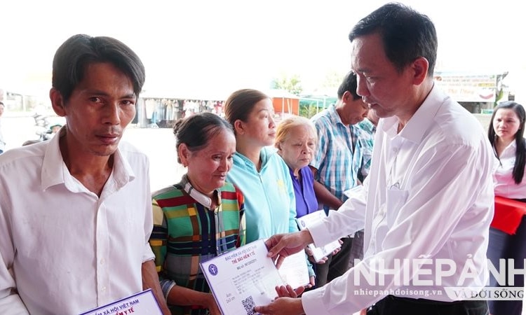 Bác sĩ La Văn Khoa – người thầy thuốc tận tâm vì sức khỏe cộng đồng