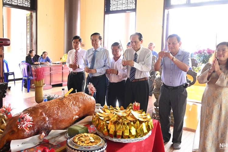 Tưởng niệm Thủ khoa Bùi Hữu Nghĩa, dấu ấn truyền thống từ mái trường mang tên danh nhân
