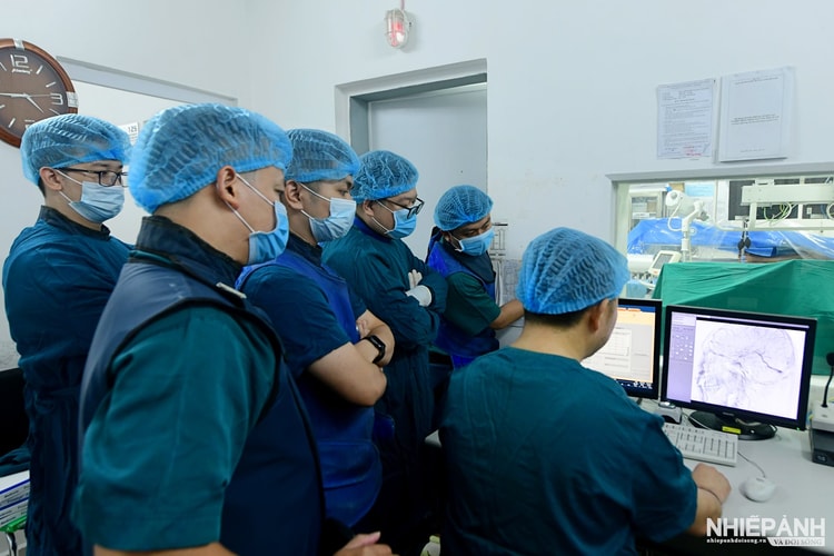 Quảng Trị: Khoa chuẩn đoán hình ảnh – Điện quang can thiệp.
Điểm tựa sự sống công nghệ hiện đại tại bệnh viện Việt Nam – Cu Ba Đồng Hới
