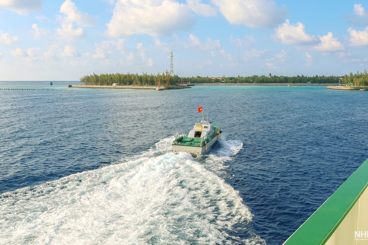 Hành trình nơi đảo xa