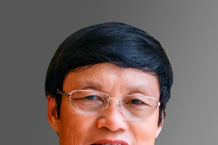 "HOA CHỮ" CỦA NHÀ THƠ - NSNA  NGUYỄN KHẮC HÀO - ĐƯA TÂM HỒN TRẺ THƠ VIỆT RA THẾ GIỚI