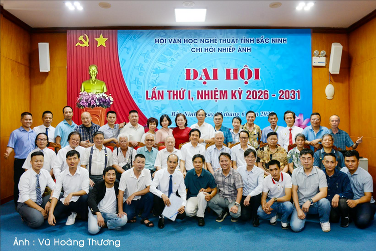 Khát vọng vươn mình của nhiếp ảnh Kinh Bắc: Khi ống kính đồng hành cùng thời đại
