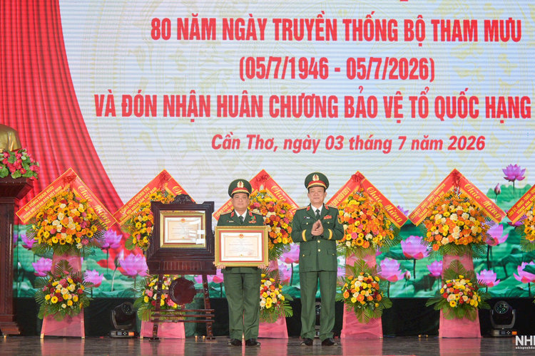 Quân khu 9: Kỷ niệm 80 năm Ngày truyền thống Bộ Tham mưu và đón nhận Huân chương Bảo vệ Tổ quốc hạng Nhất 
