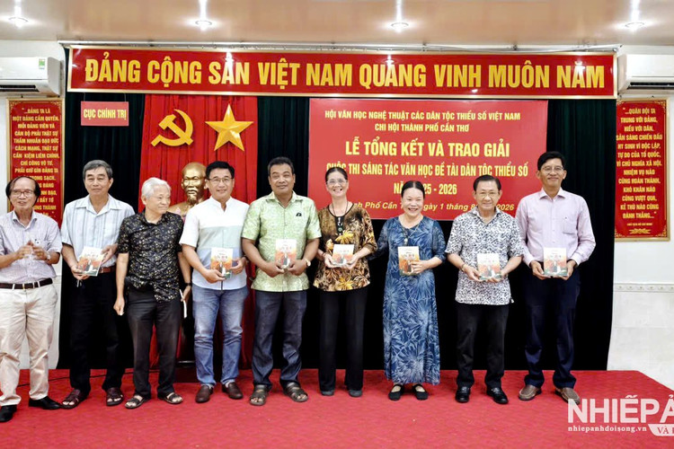 Tổng kết và trao giải Cuộc thi Sáng tác văn học đề tài Dân tộc thiểu số
