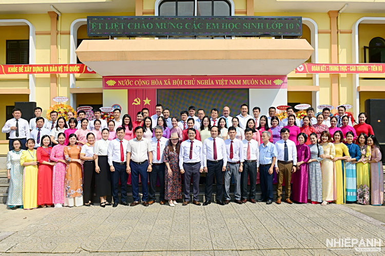 Trường THPT Hoàng Hoa Thám tỉnh Quảng Trị khai giảng năm học 2026 – 2027: Khơi dậy khát vọng vươn lên